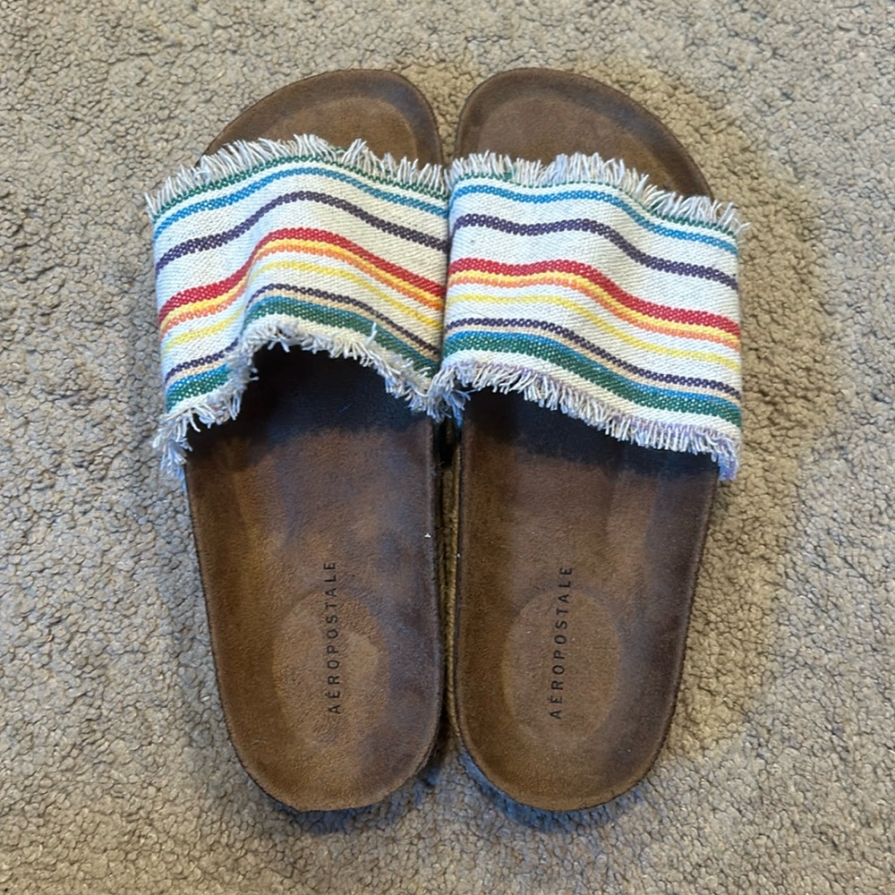 Aeropostale women’s sandals, lightly worn